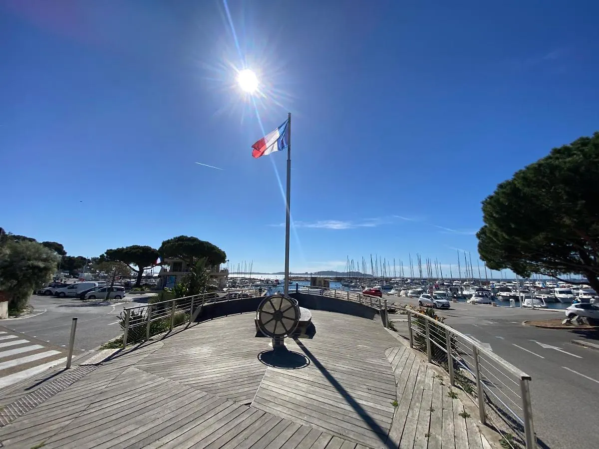 Carqueiranne Studio De Charme Proche Plages Apartment