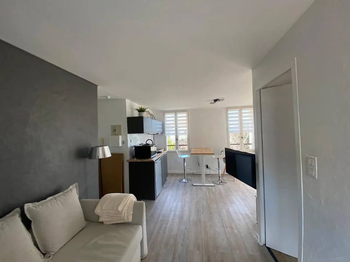 Carqueiranne Studio De Charme Proche Plages