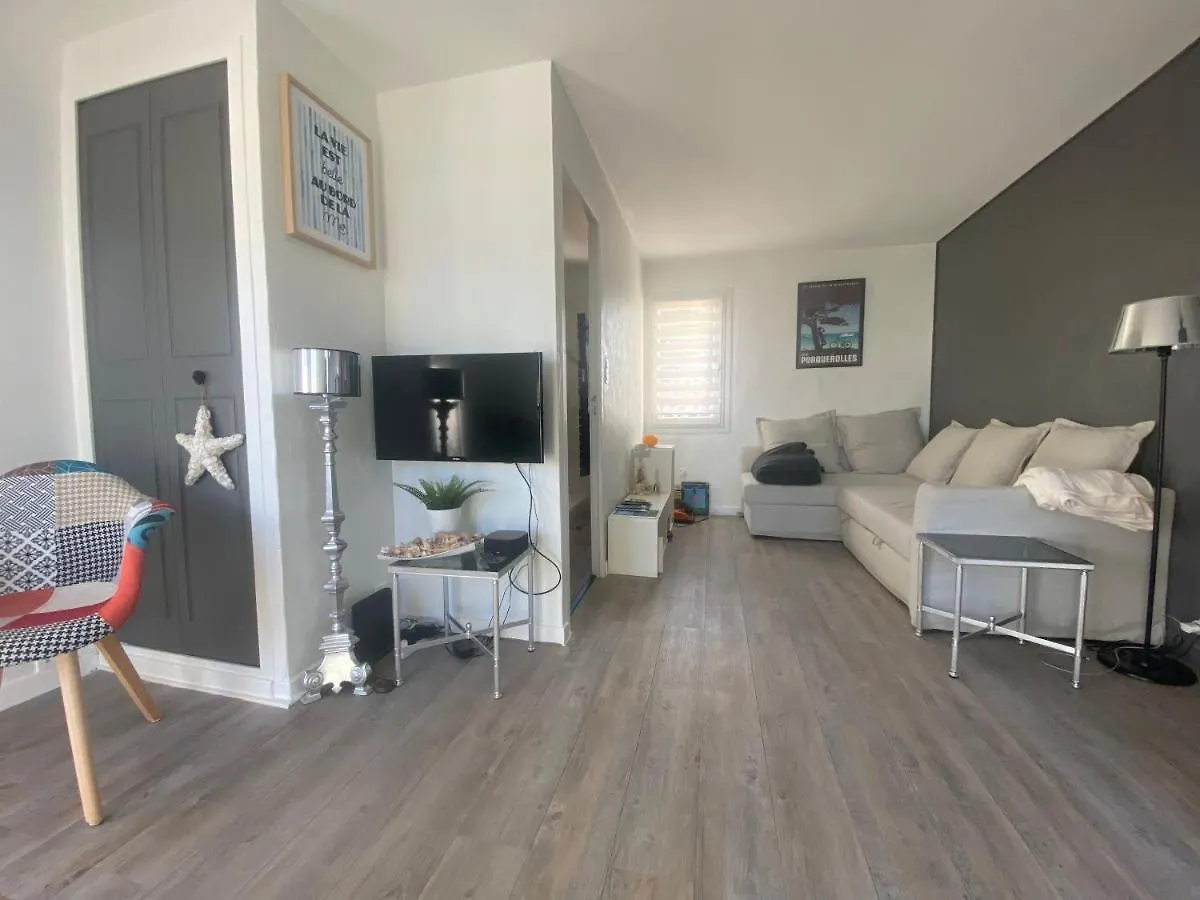 Carqueiranne Studio De Charme Proche Plages France